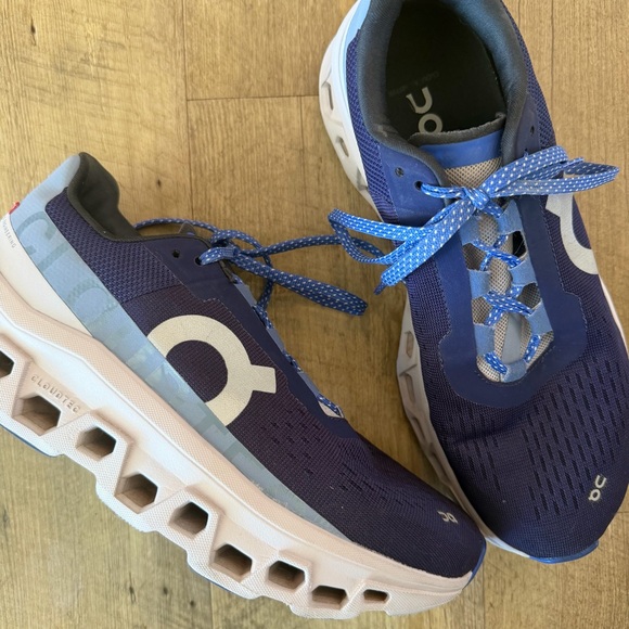 On Cloudmonster Womens Running Shoes | Acai/Lavender - Picture 3 of 12